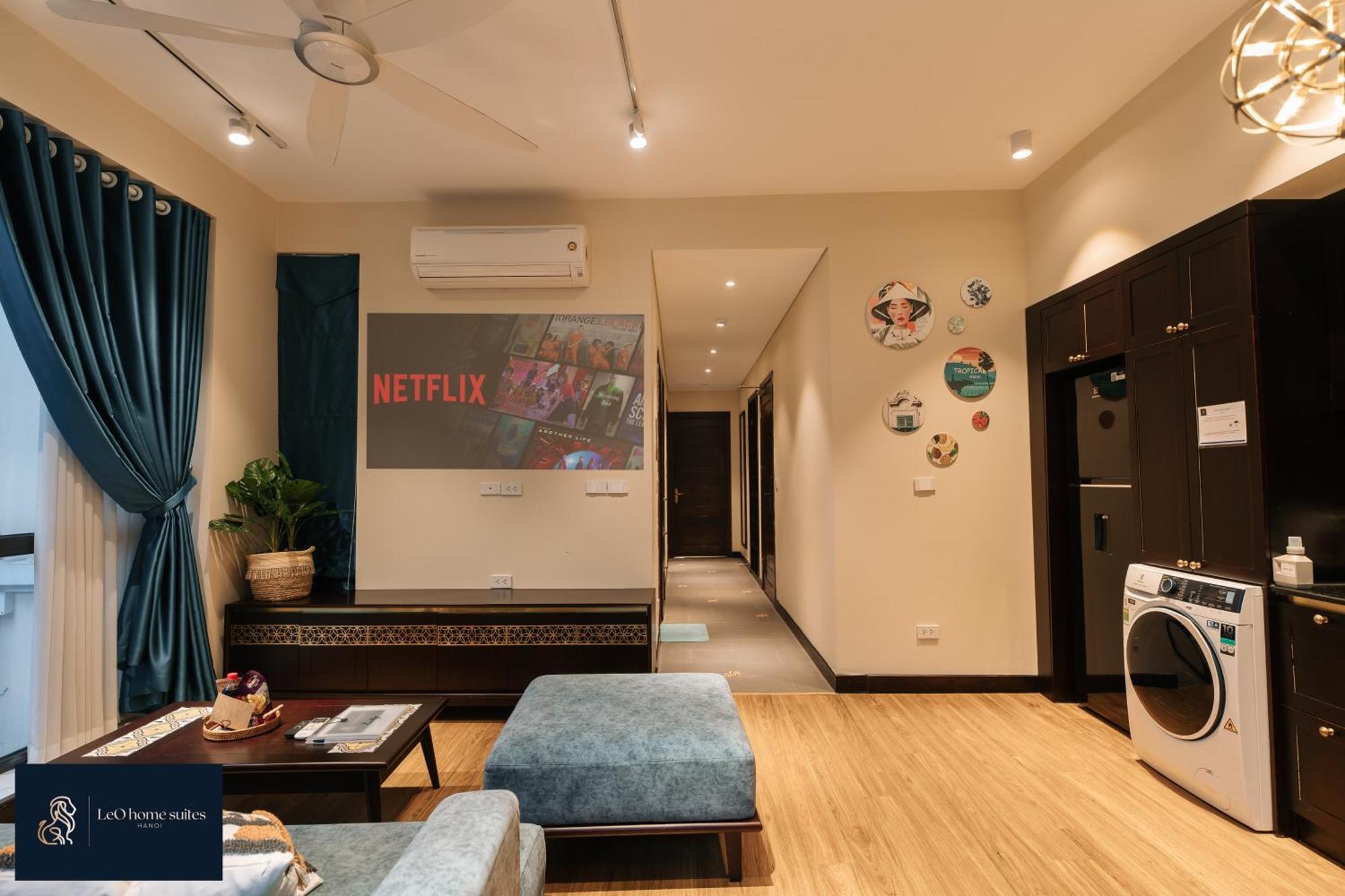 High-ser W Greenview, Projector And 2br Incenter - So Warmly And Spacious *