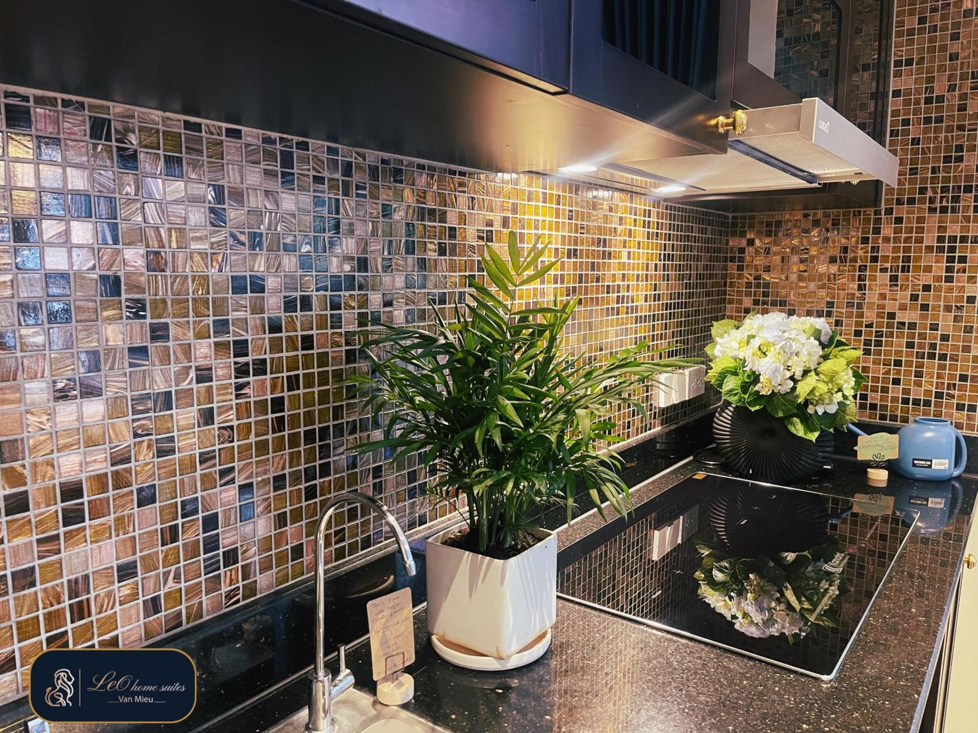 High-ser W Greenview, Projector And 2br Incenter - So Warmly And Spacious